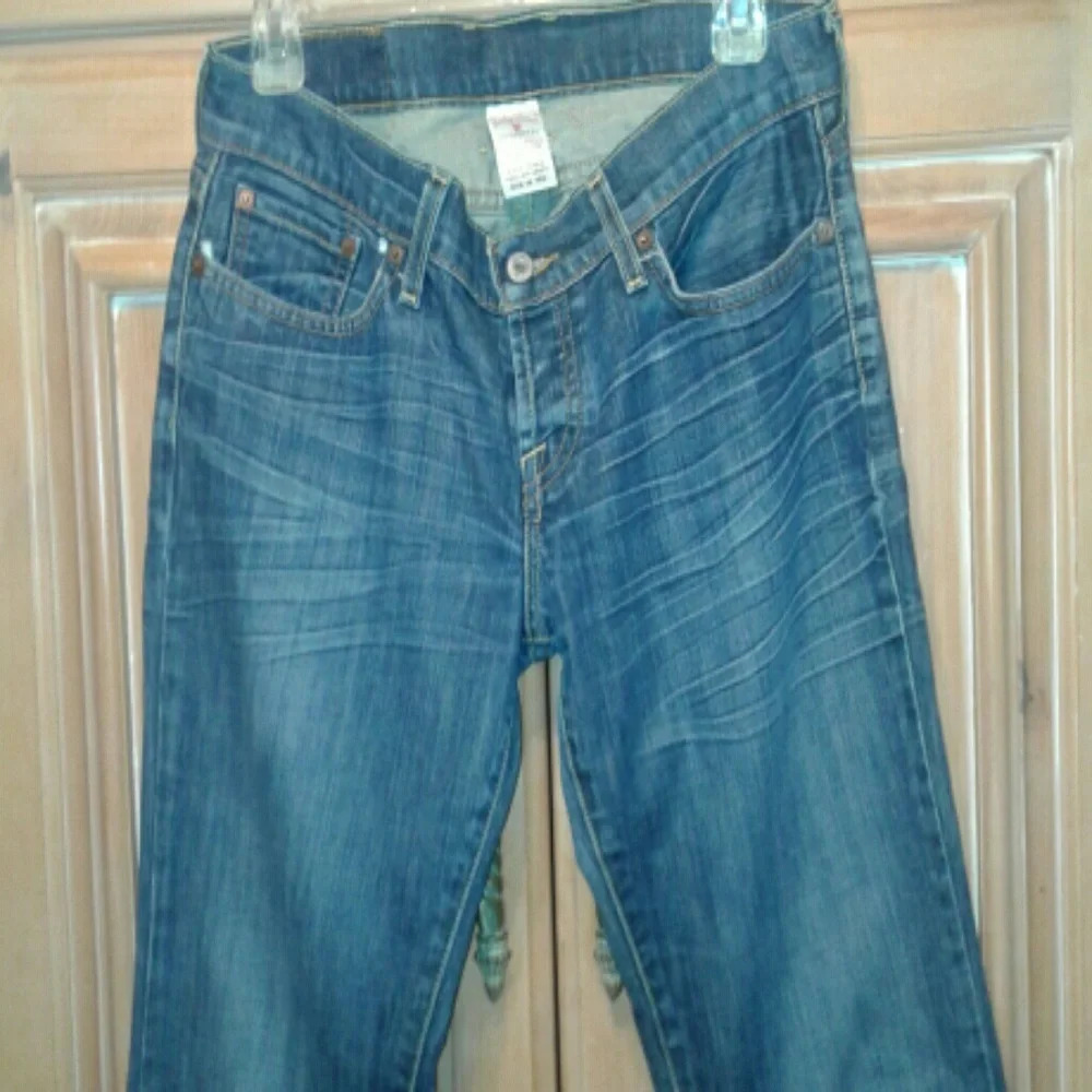 Jeans pants. Lucky   brand  29 33 r